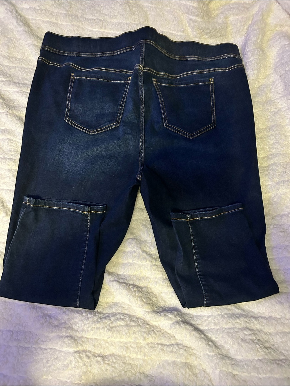 Torrid Dark Blue Cropped Jeans